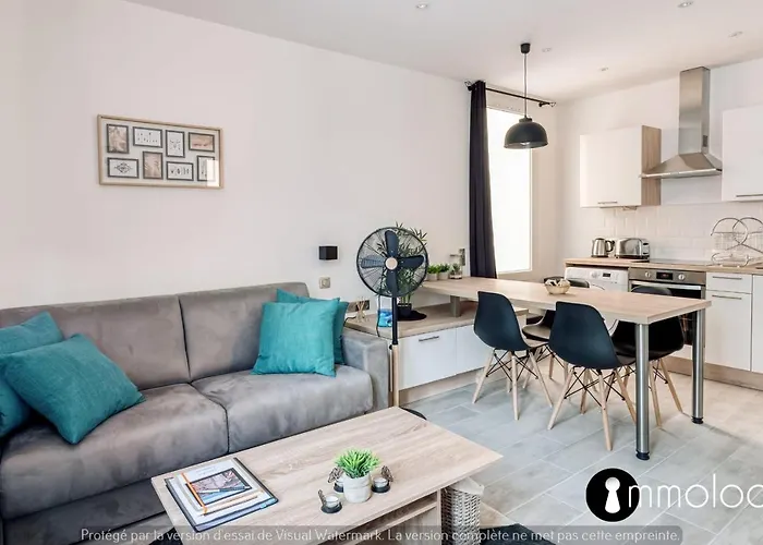 Daire Hyper 2 Minutes Walk From 