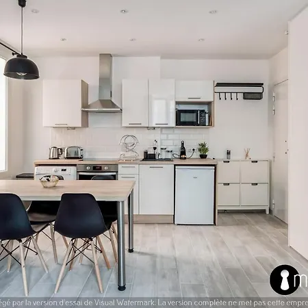 Apartman Hyper 2 Minutes Walk From 